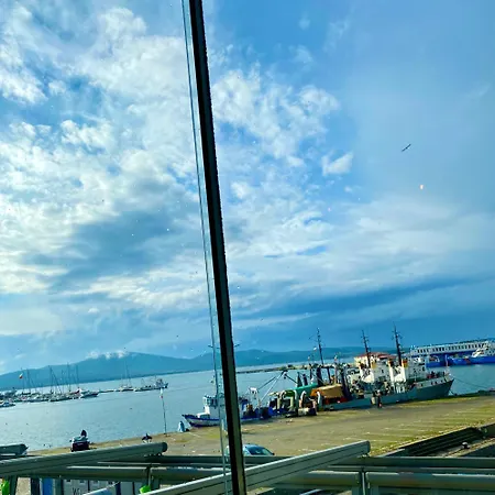 Aj 5, Santa Marina Village, *