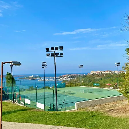 Aj 5, Santa Marina Village, * Σωζόπολη