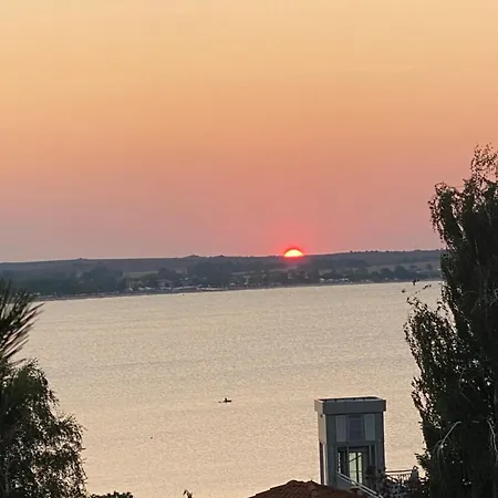 Aj 5, Santa Marina Village, Apartamento